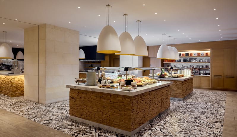 Ruen Romsai Breakfast